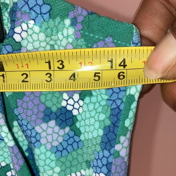 BCBG Maxazria | Women’s Floral Blue and Green Two-Piece Skirt Set - Size Medium - Picture 15 of 15